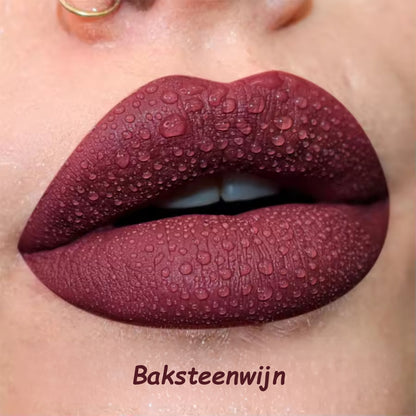 Waterproof matte lippenstift