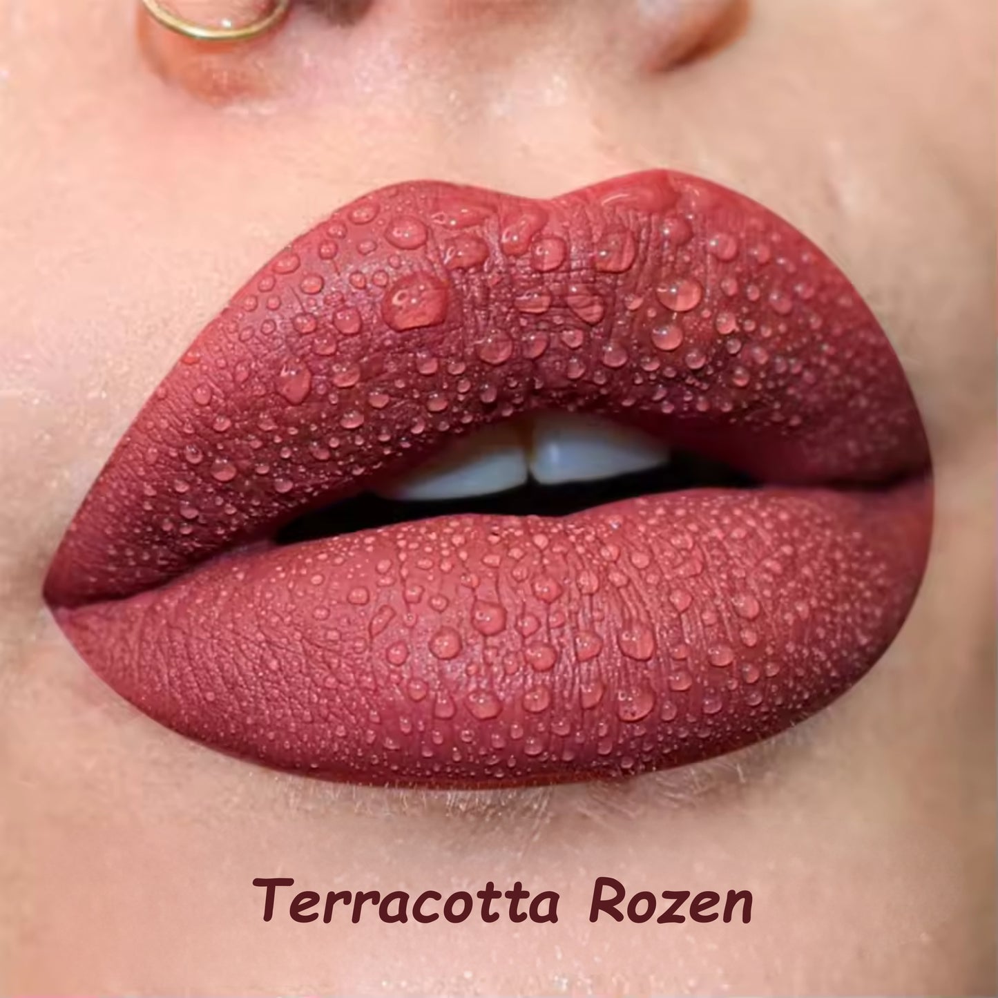 Waterproof matte lippenstift